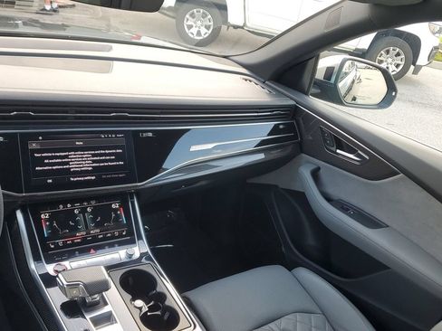 Used 2023 Audi SQ8 Premium Plus AWD/4WD image 22