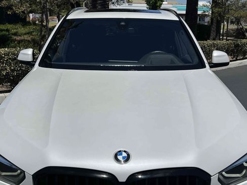 Used 2019 BMW X5 xDrive50i w/ M Sport Package AWD/4WD image 57