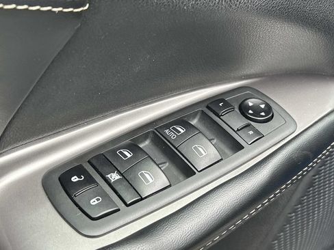 Used 2020 Dodge Journey Crossroad FWD image 19