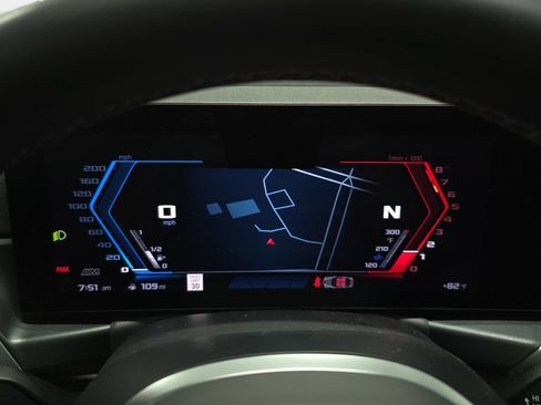 Used 2024 BMW M2 RWD image 18