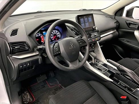 Used 2023 Mitsubishi Eclipse Cross SE image 14