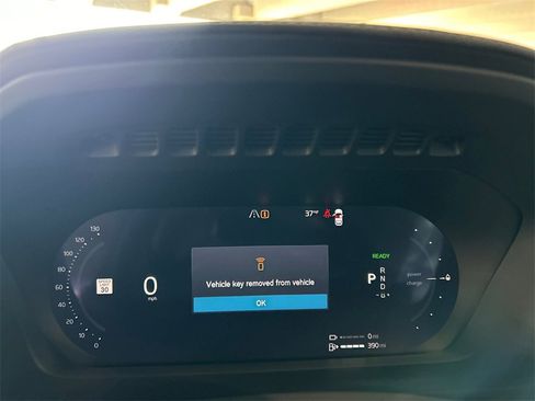 New 2026 Volvo XC90 T8 Plus image 15