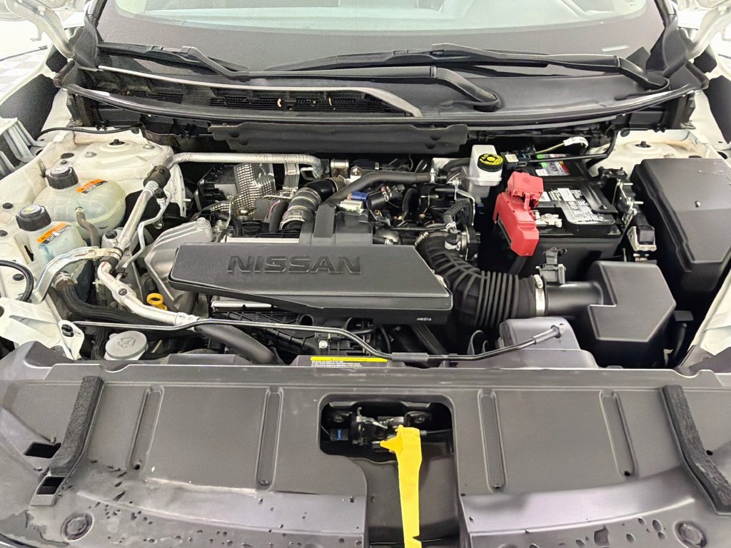 Used 2024 Nissan Rogue S FWD image 31