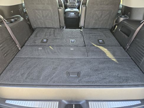 Used 2017 GMC Yukon Denali w/ Open Road Package image 34