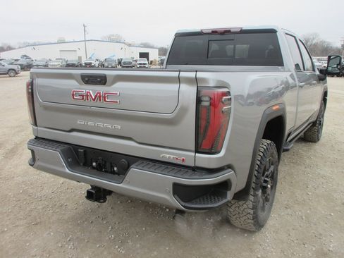 New 2026 GMC Sierra 2500 AT4 image 5