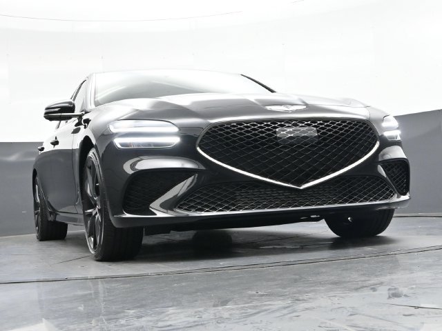 Used 2022 Genesis G70 3.3T w/ Sport Prestige Package AWD/4WD image 41