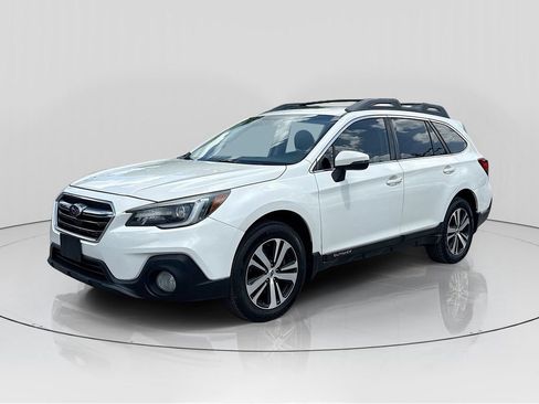 Used 2019 Subaru Outback 2.5i Limited w/ Popular Package #2 AWD/4WD image 3