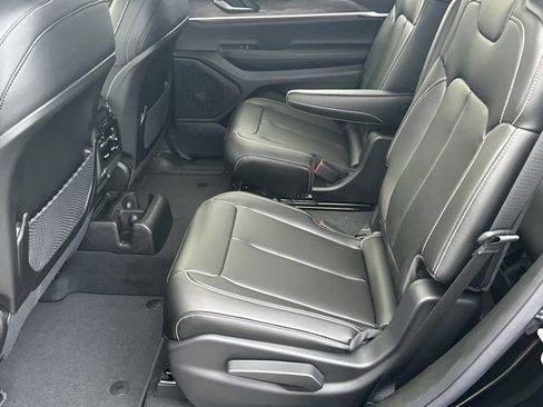 New 2025 Jeep Grand Cherokee L Limited image 23