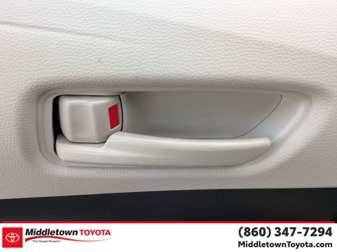 Certified 2022 Toyota Corolla L image 11
