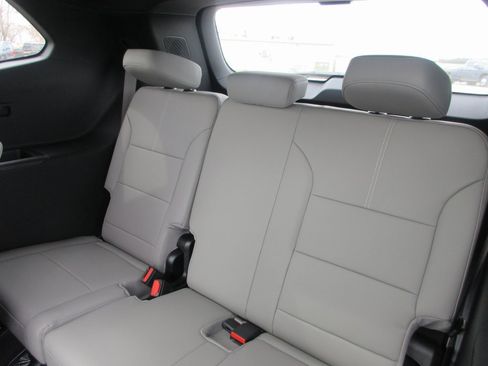 New 2026 GMC Acadia Elevation w/ Elevation Premium Package image 15