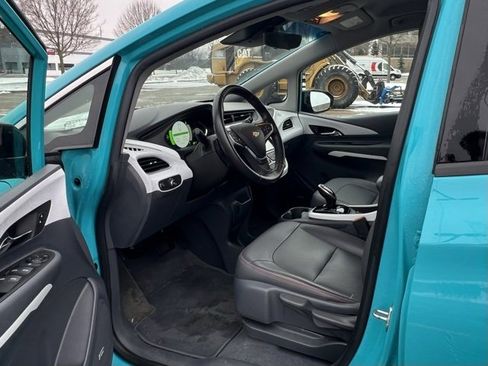 Used 2021 Chevrolet Bolt Premier w/ Infotainment Package image 16