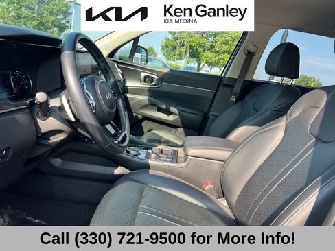 Certified 2023 Kia Sorento EX AWD/4WD image 12