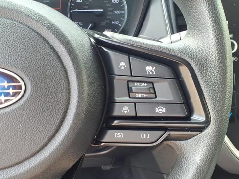 Used 2024 Subaru Crosstrek 2.0i Premium image 17