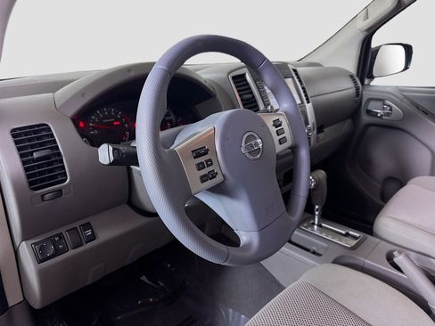 Used 2019 Nissan Frontier SV image 22