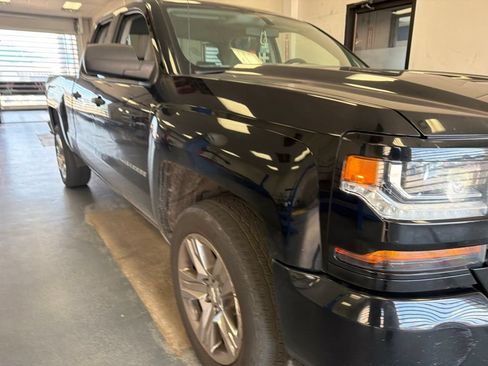 Used 2017 Chevrolet Silverado 1500 Custom AWD/4WD image 1