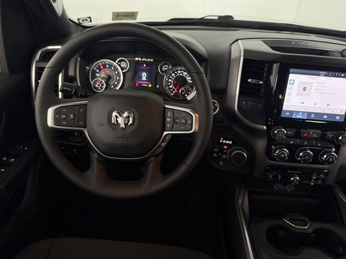 Used 2025 RAM 1500 Big Horn AWD/4WD image 14