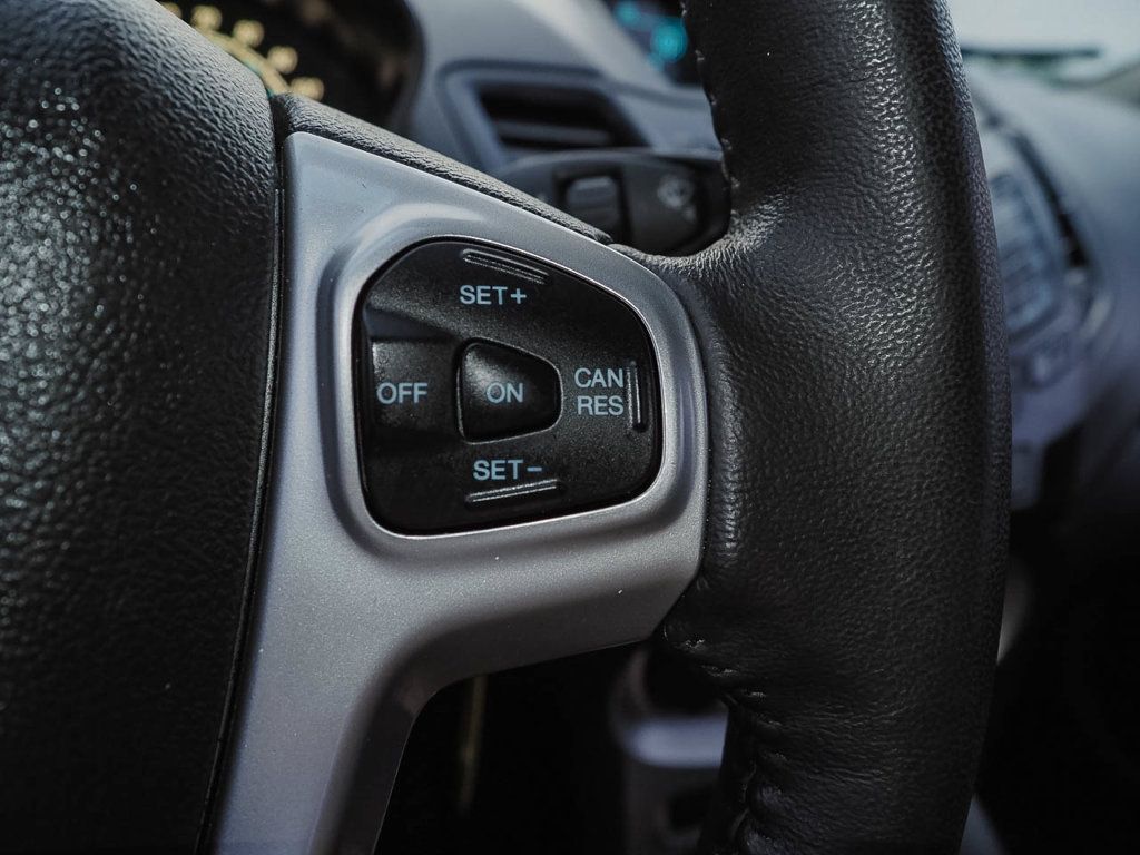 Used 2014 Ford Fiesta SE FWD image 21