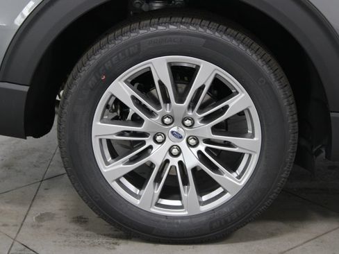 New 2026 Ford Explorer Platinum RWD image 12