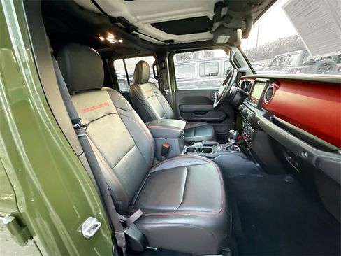 Used 2021 Jeep Gladiator Rubicon image 32