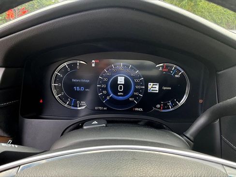 Certified 2020 Cadillac Escalade Luxury image 13