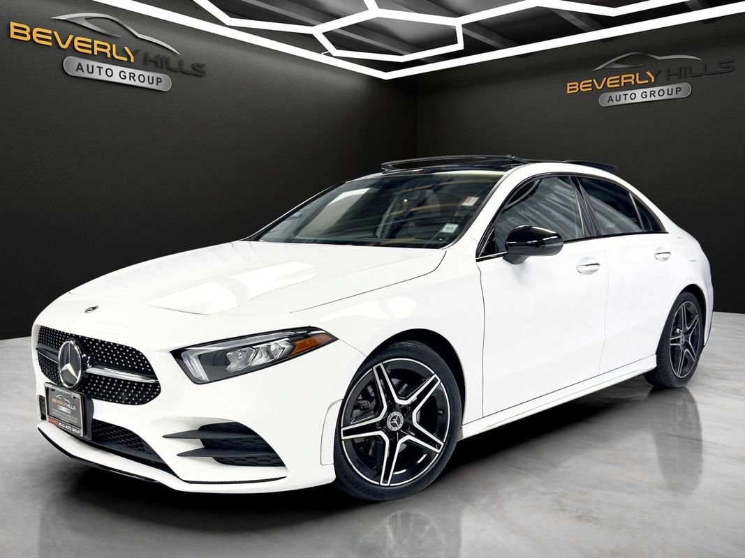 Used 2022 Mercedes-Benz A 220 4MATIC image 1