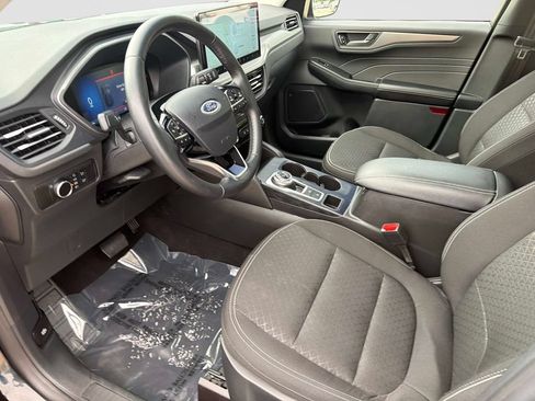 Used 2025 Ford Escape Active w/ Tech Pack #1 AWD/4WD image 22