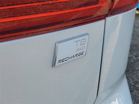 Used 2023 Volvo XC60 T8 Core w/ Climate Package image 6