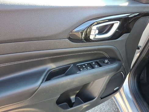 Certified 2022 Jeep Compass High Altitude AWD/4WD image 10