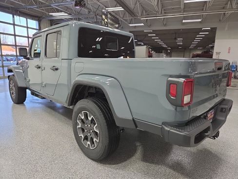 New 2026 Jeep Gladiator Sport image 5