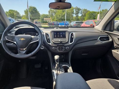 Used 2024 Chevrolet Equinox LT FWD image 12