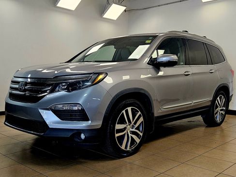 Used 2018 Honda Pilot Elite image 4