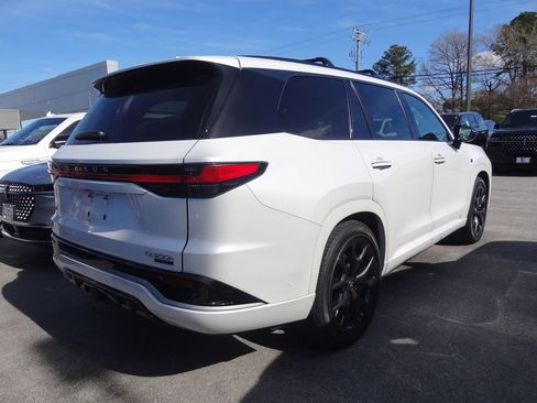 Used 2024 Lexus TX 500h AWD w/ Technology Package image 3