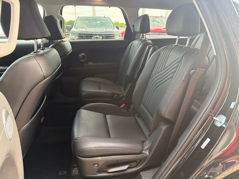 Used 2026 Hyundai Palisade SEL FWD image 25