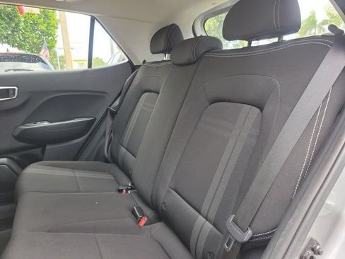 Certified 2023 Hyundai Venue SEL FWD image 11