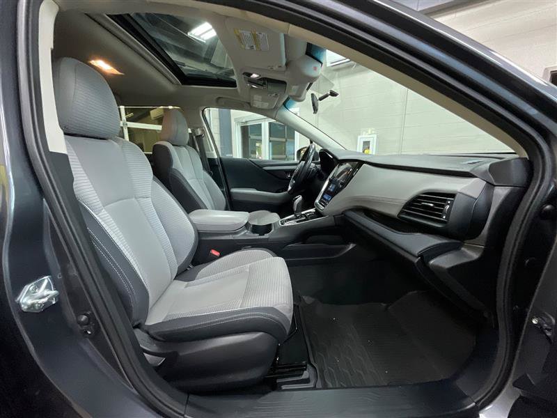 Used 2022 Subaru Outback Premium AWD/4WD image 32