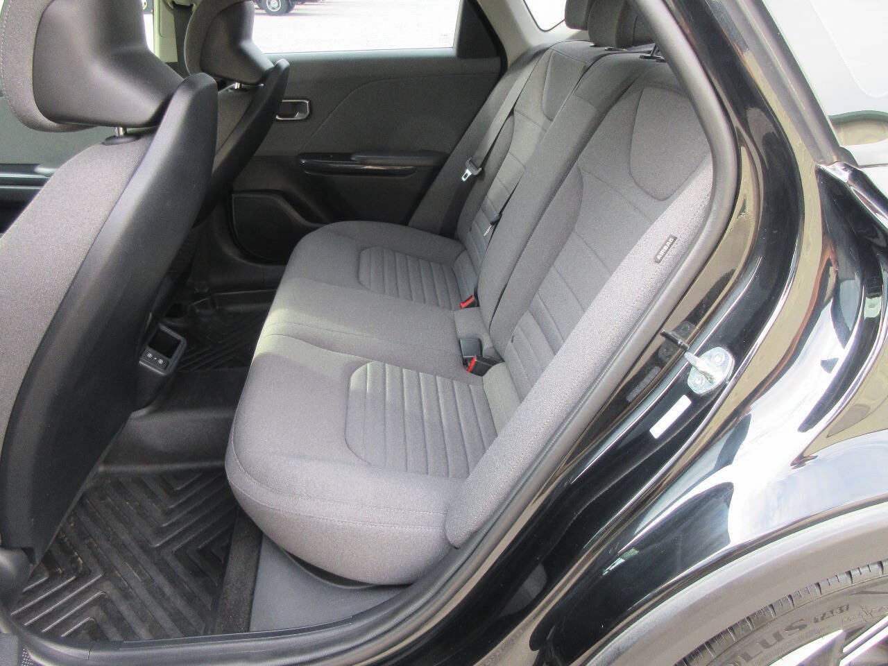 Used 2025 Kia K4 EX FWD image 12