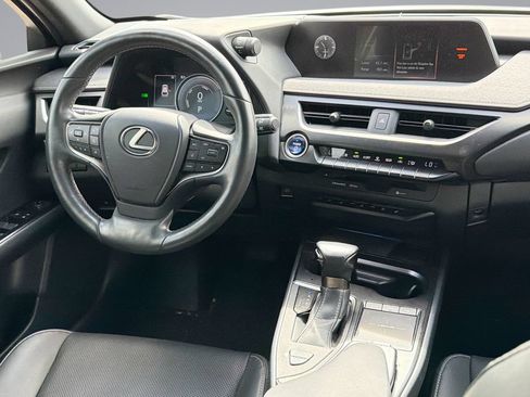 Used 2021 Lexus UX 250h w/ Premium Package AWD/4WD image 19