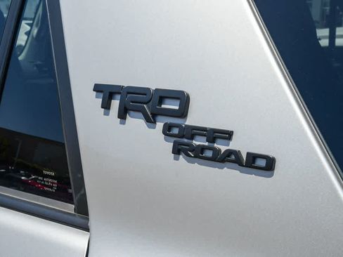 Used 2024 Toyota 4Runner TRD Off-Road Premium w/ Moonroof Package AWD/4WD image 18