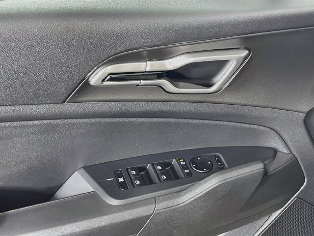 Used 2026 Kia Sportage LX FWD image 18
