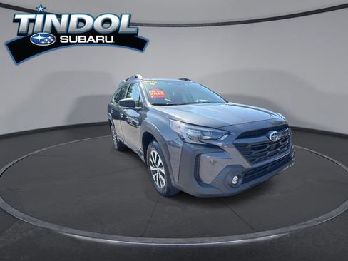Certified 2025 Subaru Outback AWD/4WD image 11
