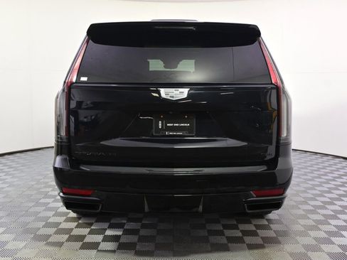 Used 2023 Cadillac Escalade Sport Platinum image 5