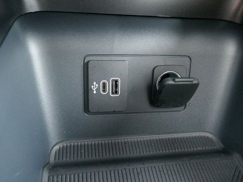 New 2026 Ford Explorer Active w/ Active Comfort Package image 19