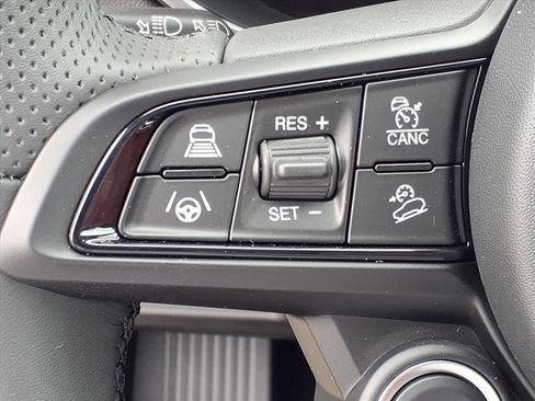 New 2025 Alfa Romeo Stelvio Sprint w/ Convenience Package image 18