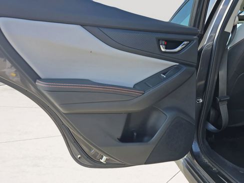 Used 2018 Subaru Crosstrek 2.0i Limited w/ Popular Package #3 image 12