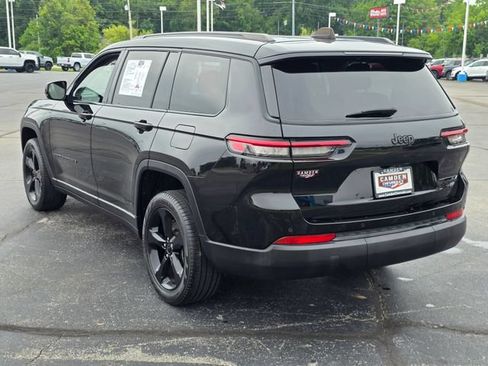 Used 2023 Jeep Grand Cherokee L Limited w/ Black Appearance Package RWD image 10