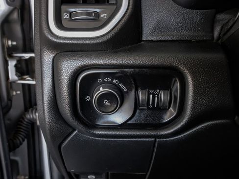 Used 2019 RAM 2500 Big Horn AWD/4WD image 26