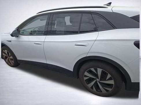 Certified 2023 Volkswagen ID.4 Pro RWD image 5
