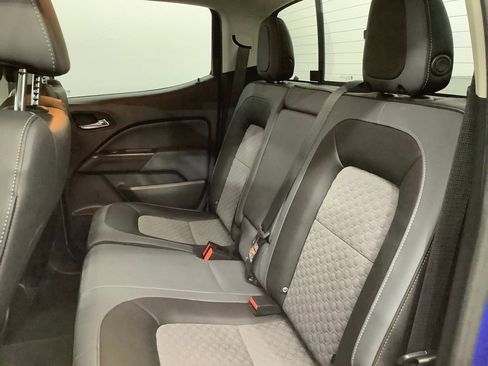 Used 2019 Chevrolet Colorado Z71 AWD/4WD image 7