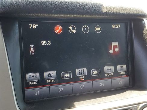 Used 2016 GMC Yukon XL SLT image 14