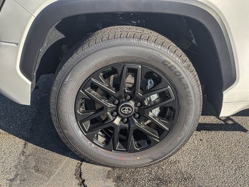 New 2026 Toyota Tundra SR5 RWD image 11